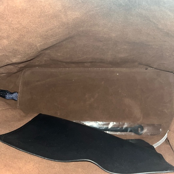 Purse - Picture 3 of 3